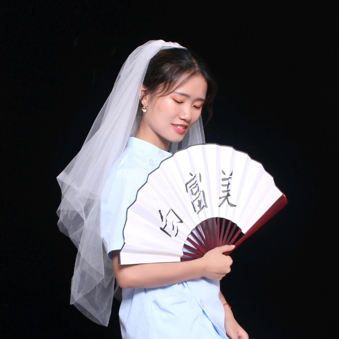 小花姐姐丫  📷