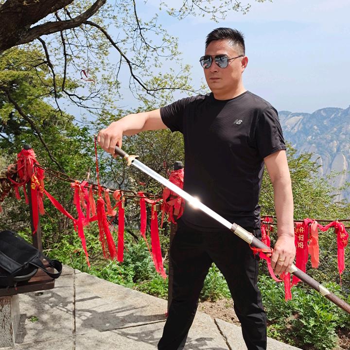 梦想哥(承蒙厚爱 )