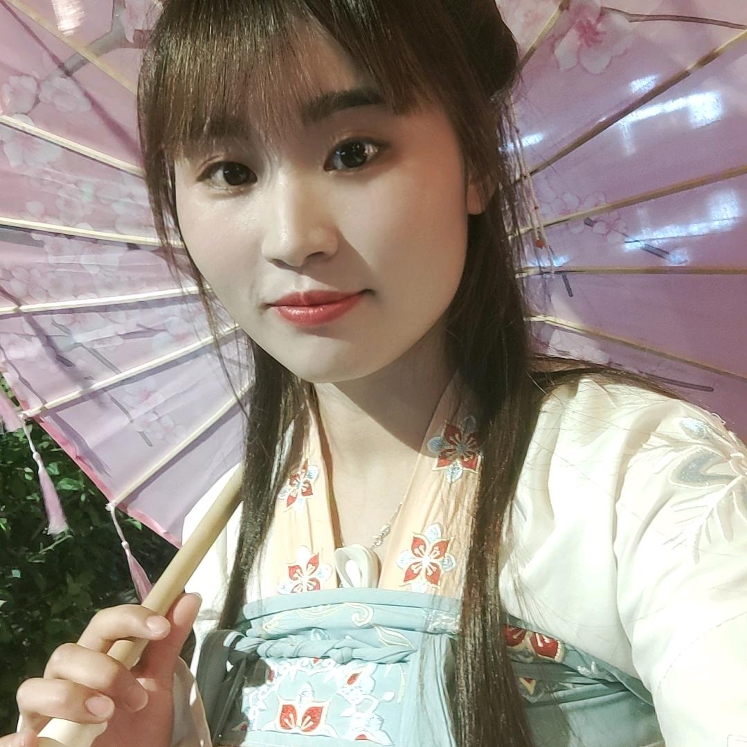 工地上的小姐姐
