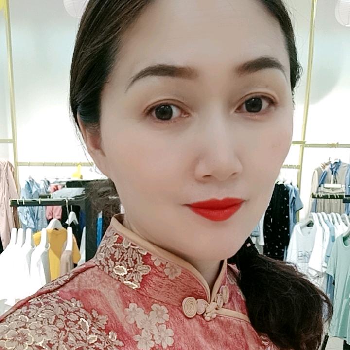 濮阳欣然名店服装店