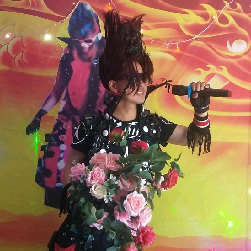 ★閾際網紅奥特曼866铁战队★