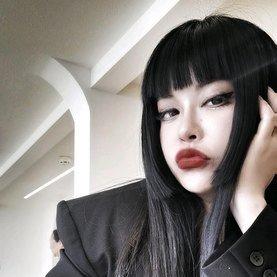 周游世界的小龙女