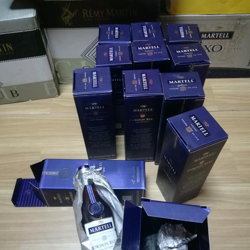 兄弟烧烤，阿跃烟茶酒