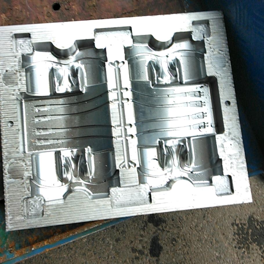 专业爆款！模具制造