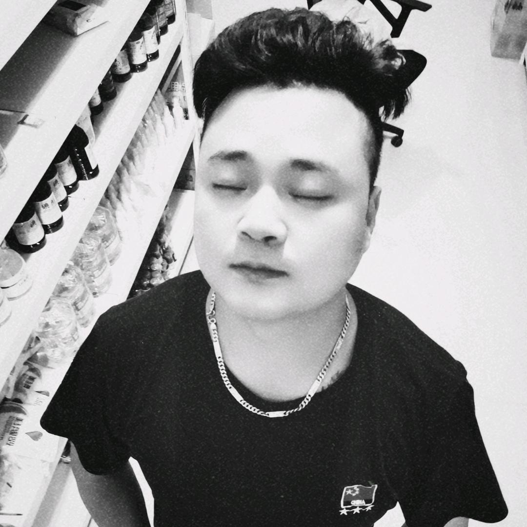 李政航