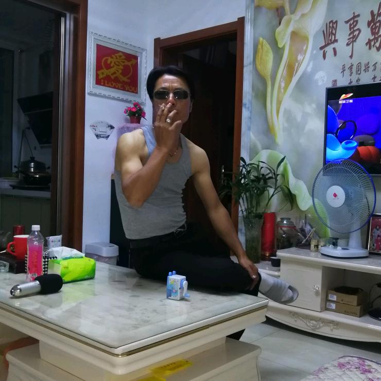 彬城雄鹰