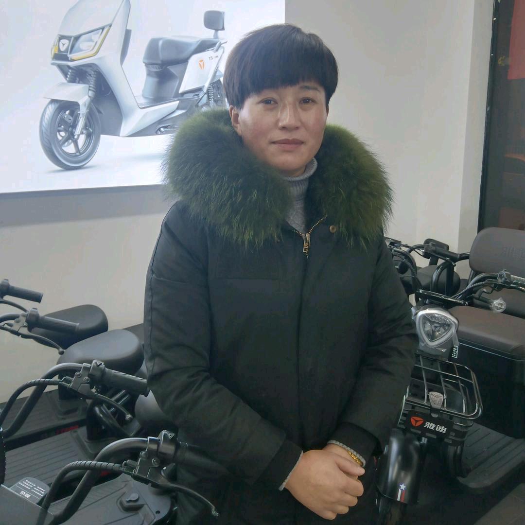 商丘市中州路雅迪电动车