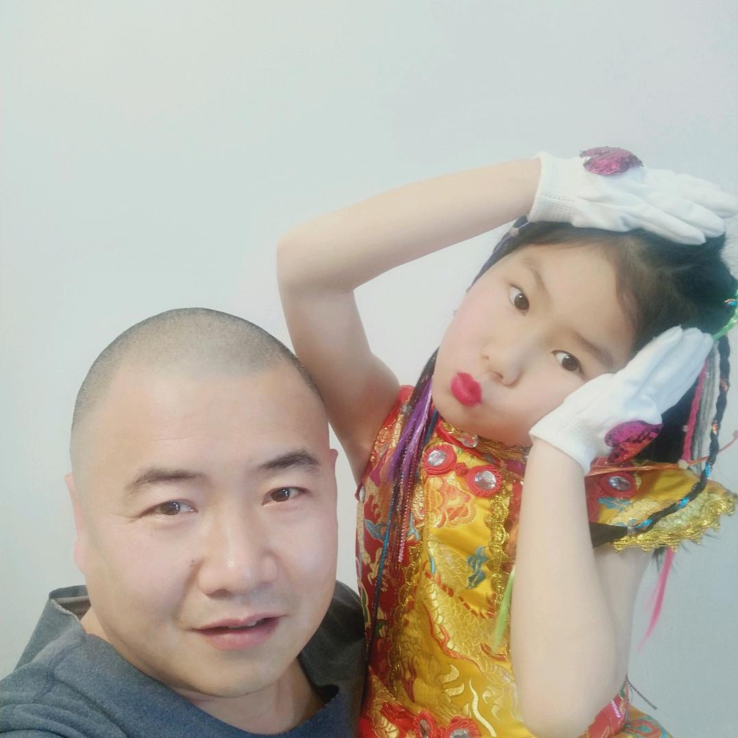 《隔壁老樊》