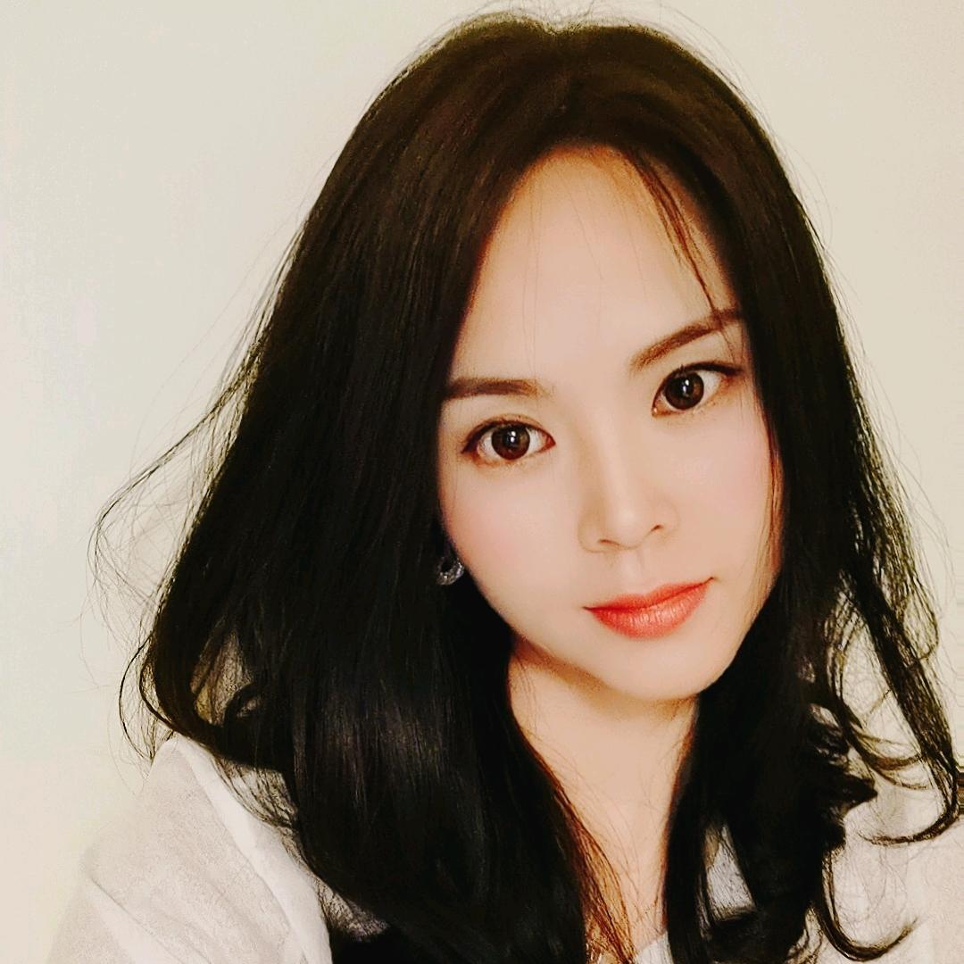 熊小玲i