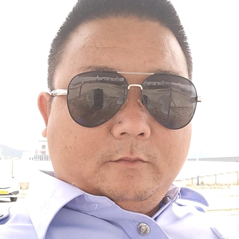 驰安驾校熊伟