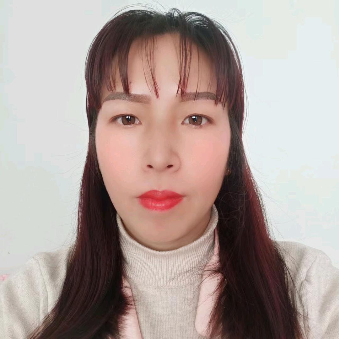 小英姐(付)180身高7600体重621