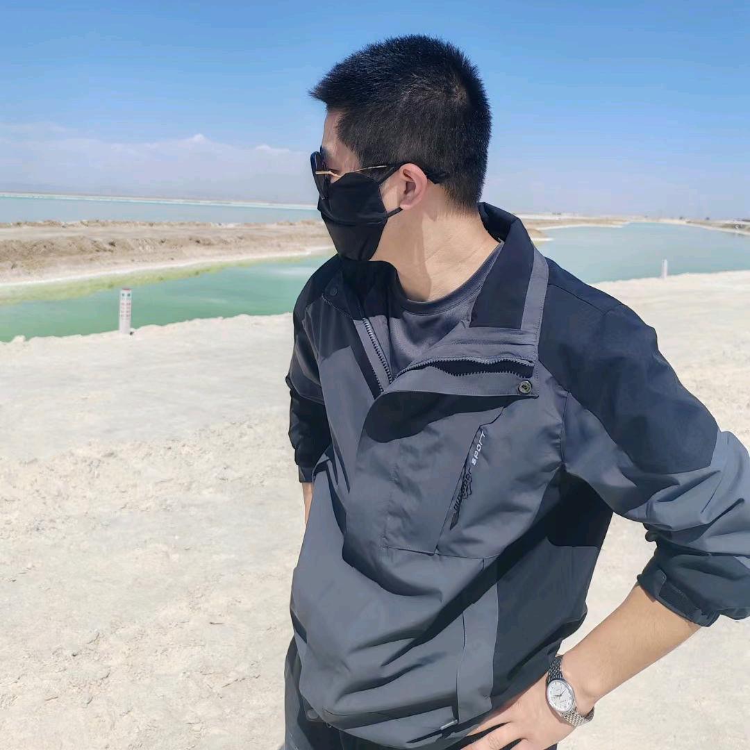 一岁就很拽