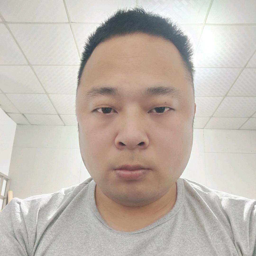 陈明龙