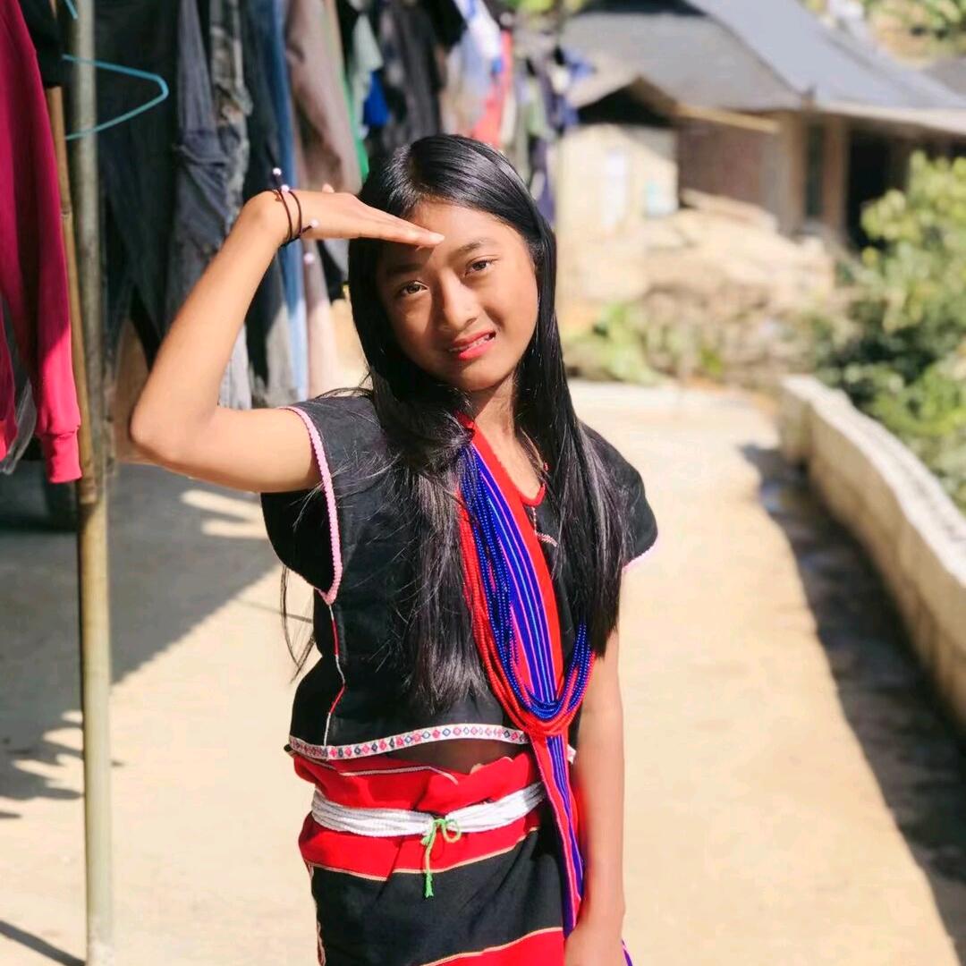 佤族黑妹