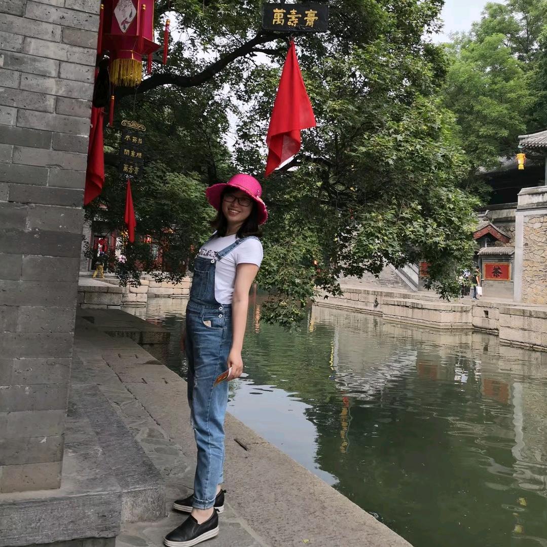 小尹