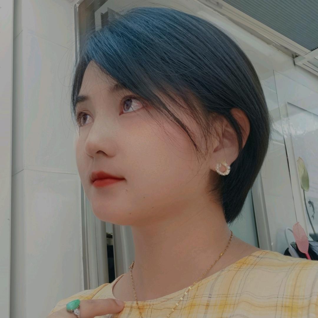 村里的～～小芳