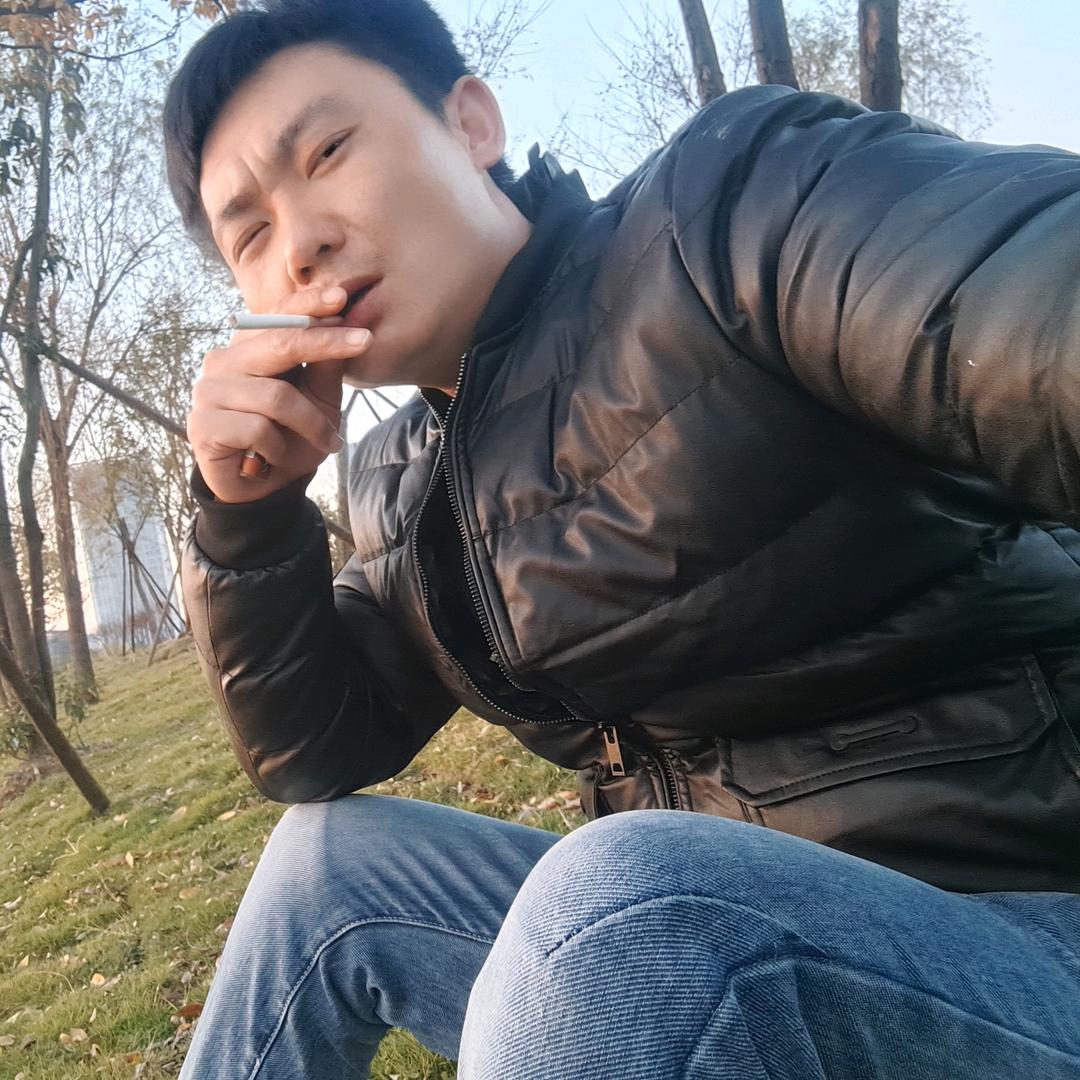 秋哥