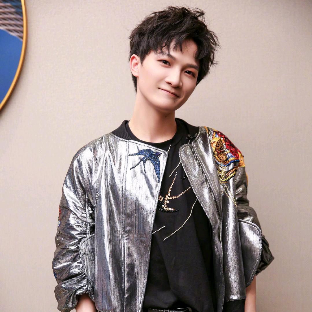丽丽（🎹）