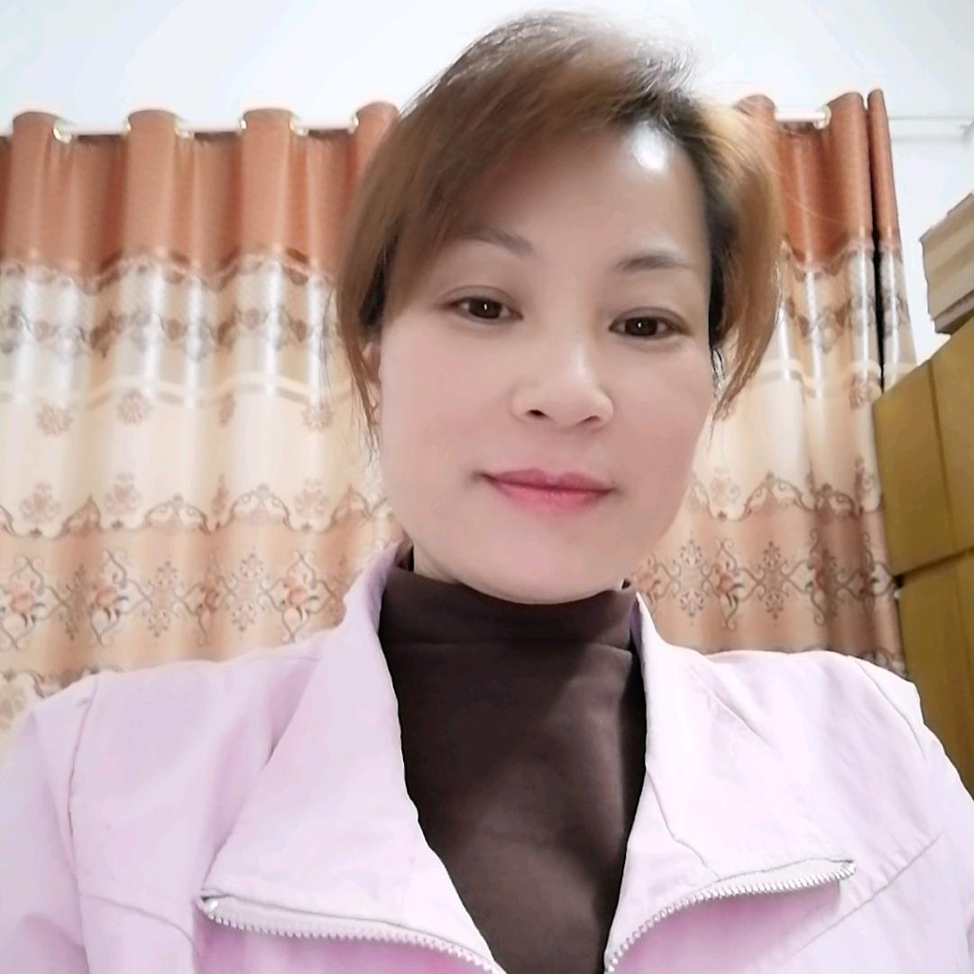 小丽。