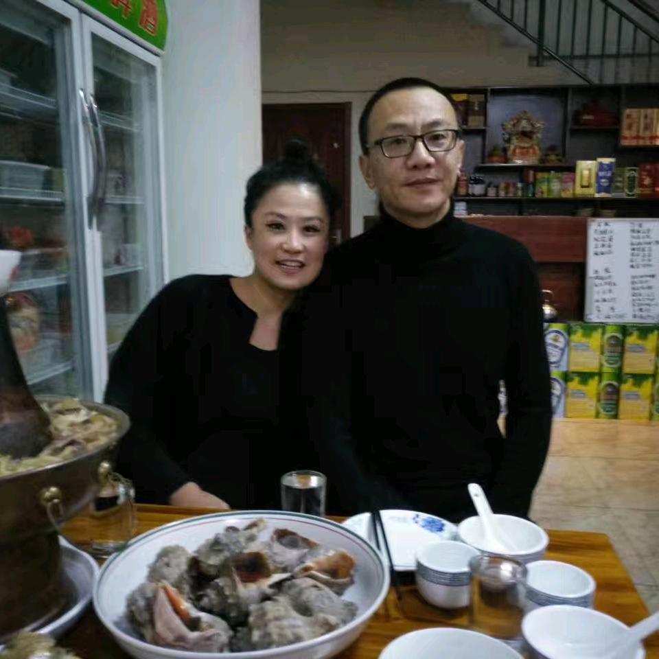 水印蓝山东北铁锅炖