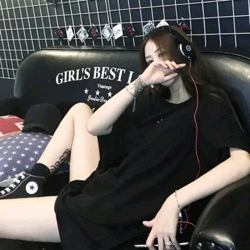 ℒᎭℯ⃝张小九꧔