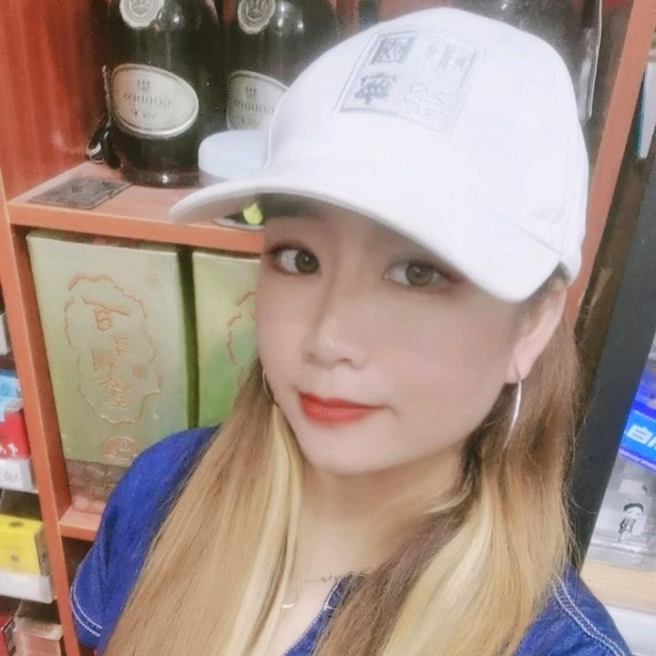 80后蔡二姐