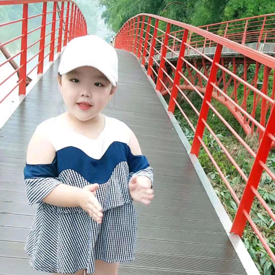 用户372732829382卢天权
