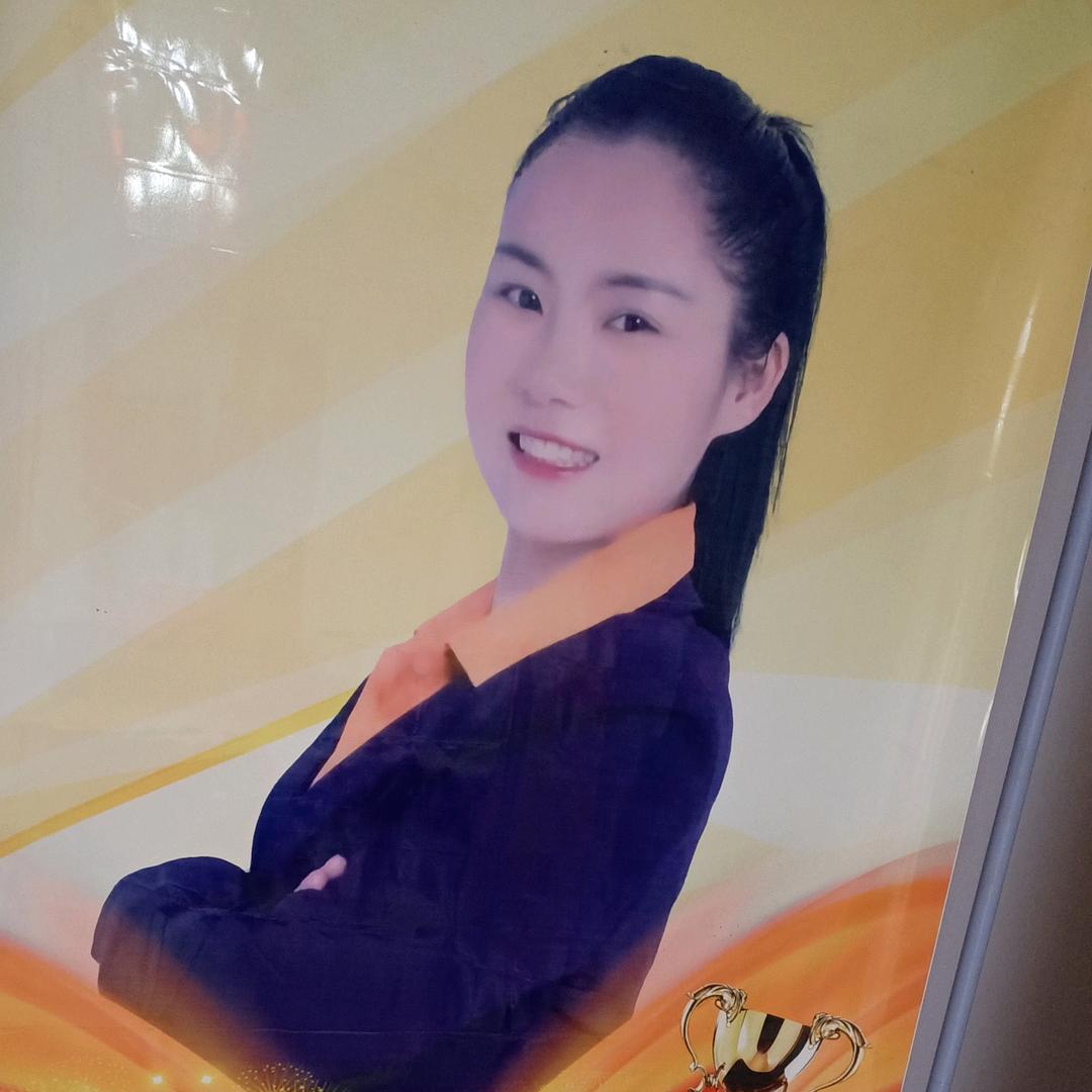 黄小琴
