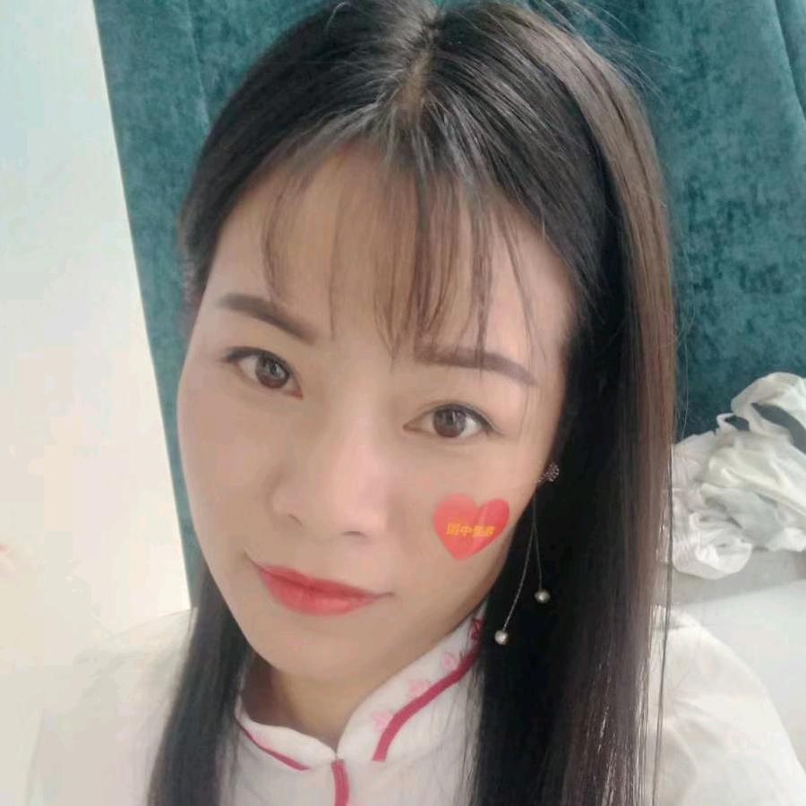 张璐