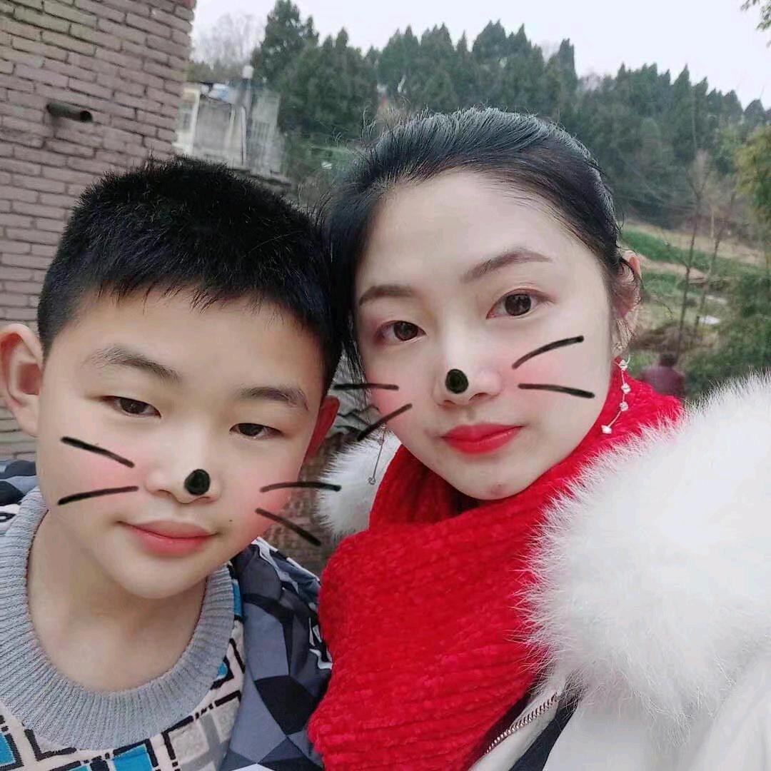 💕开心果💞75八月兔