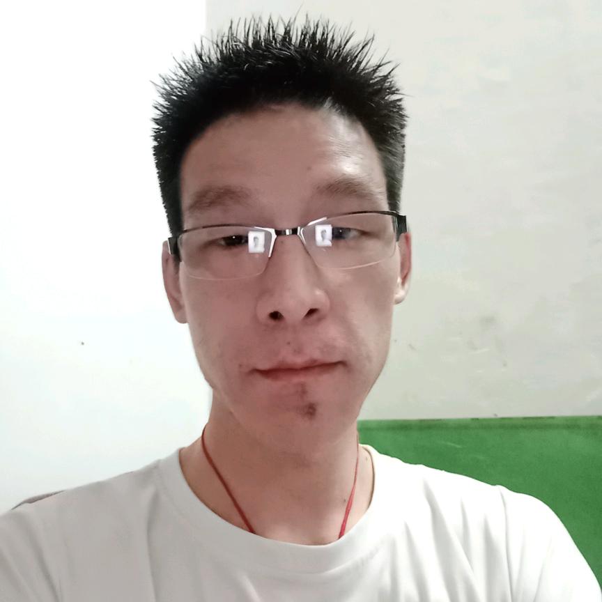 雷军小米SU7深圳