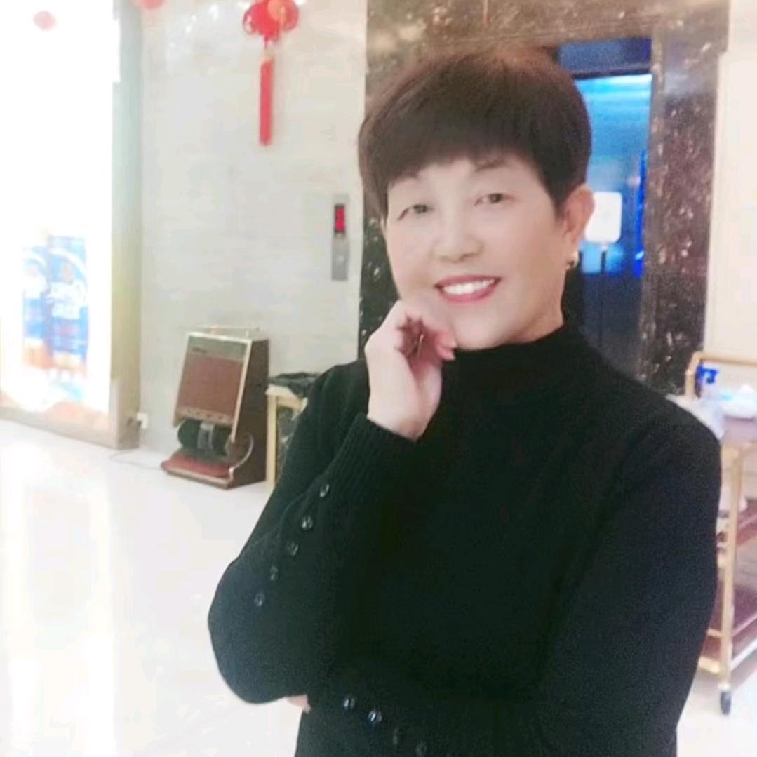 李辉