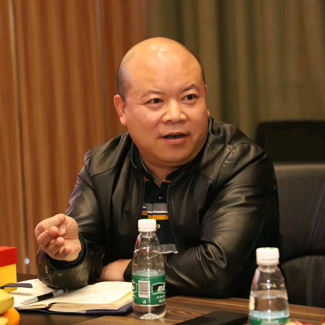 东方红（风华伟岸）工作室