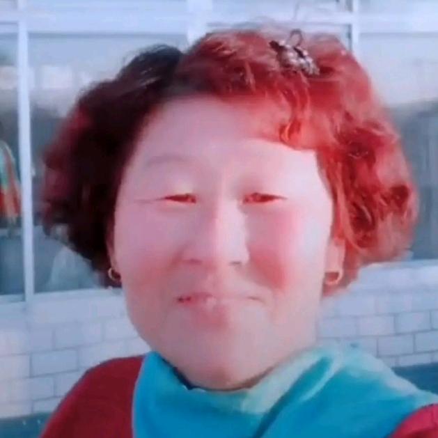 阳光的奶奶