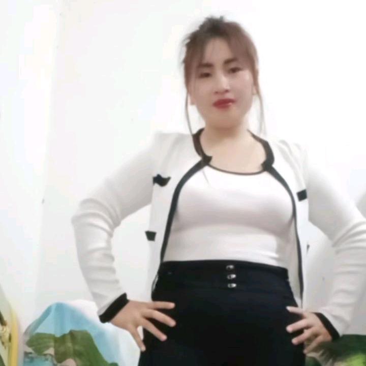 单亲小美