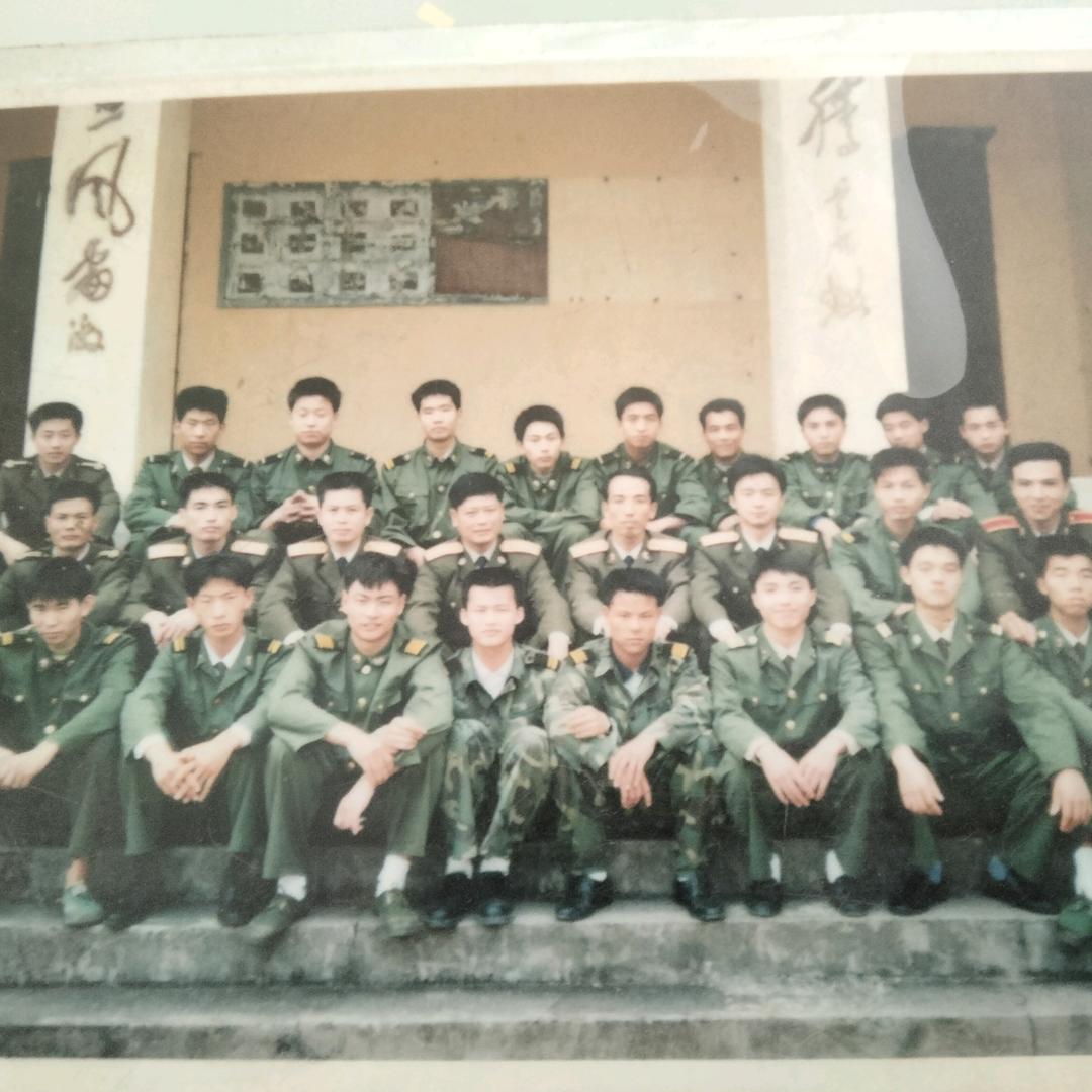 奋斗吧🇨🇳：兄弟
