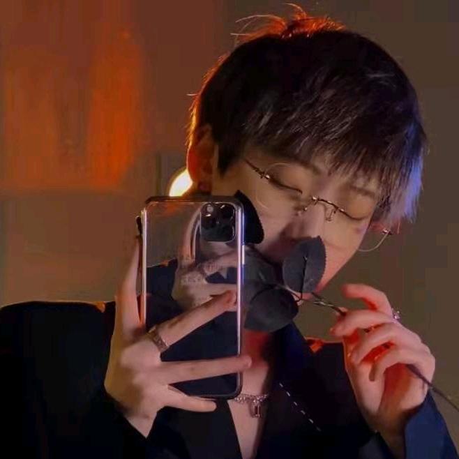 小坤睡不醒