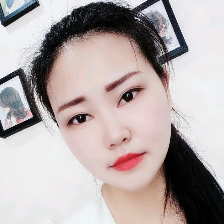 方城县遇见美美发店