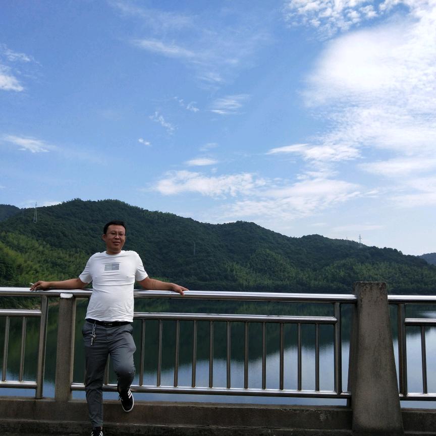 智能高端钣金外罩，机箱机柜制造厂家