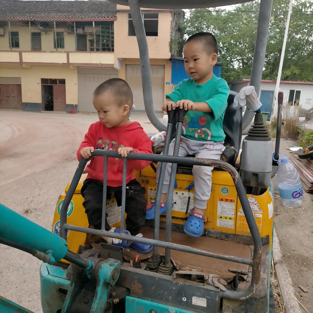 晨晨～元元爱你妈妈