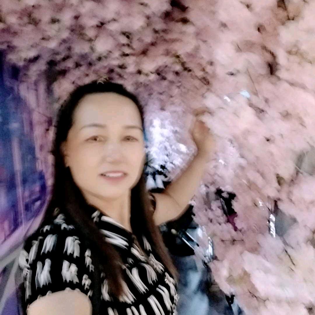 成银芳