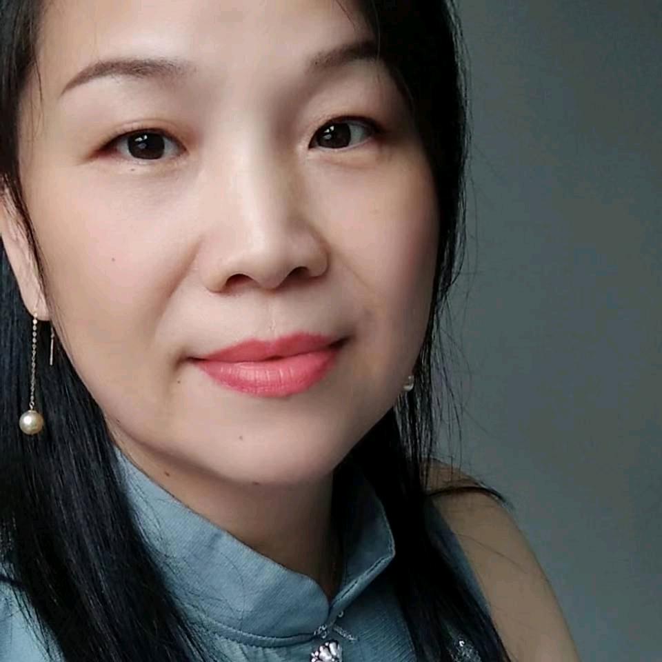 随凤起舞