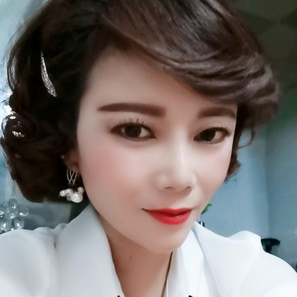 钱库猫小姐女装店商业街70号