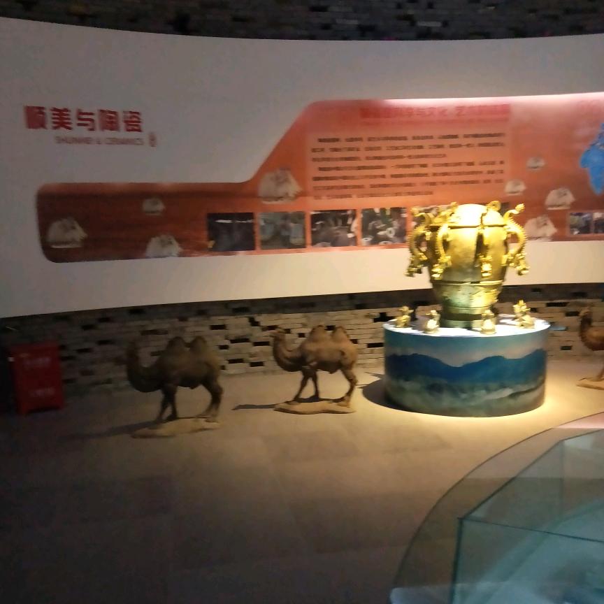 装饰成天在忙一个电话就安排