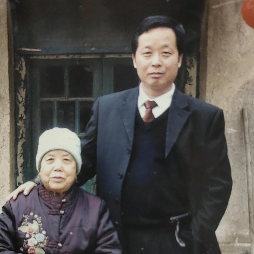 红色景点