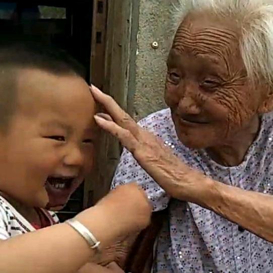 朱成英土特产