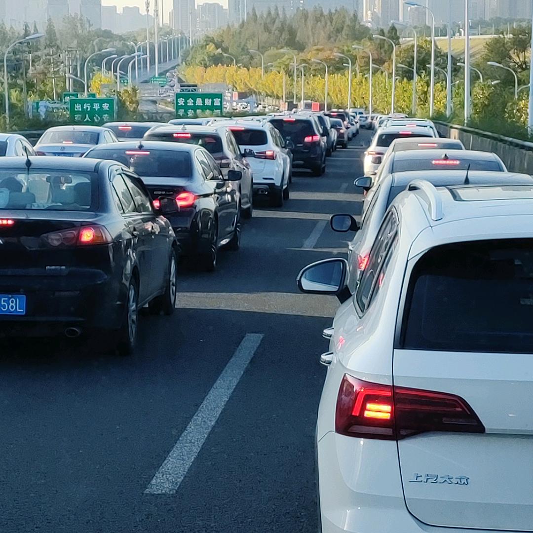陈潇洒