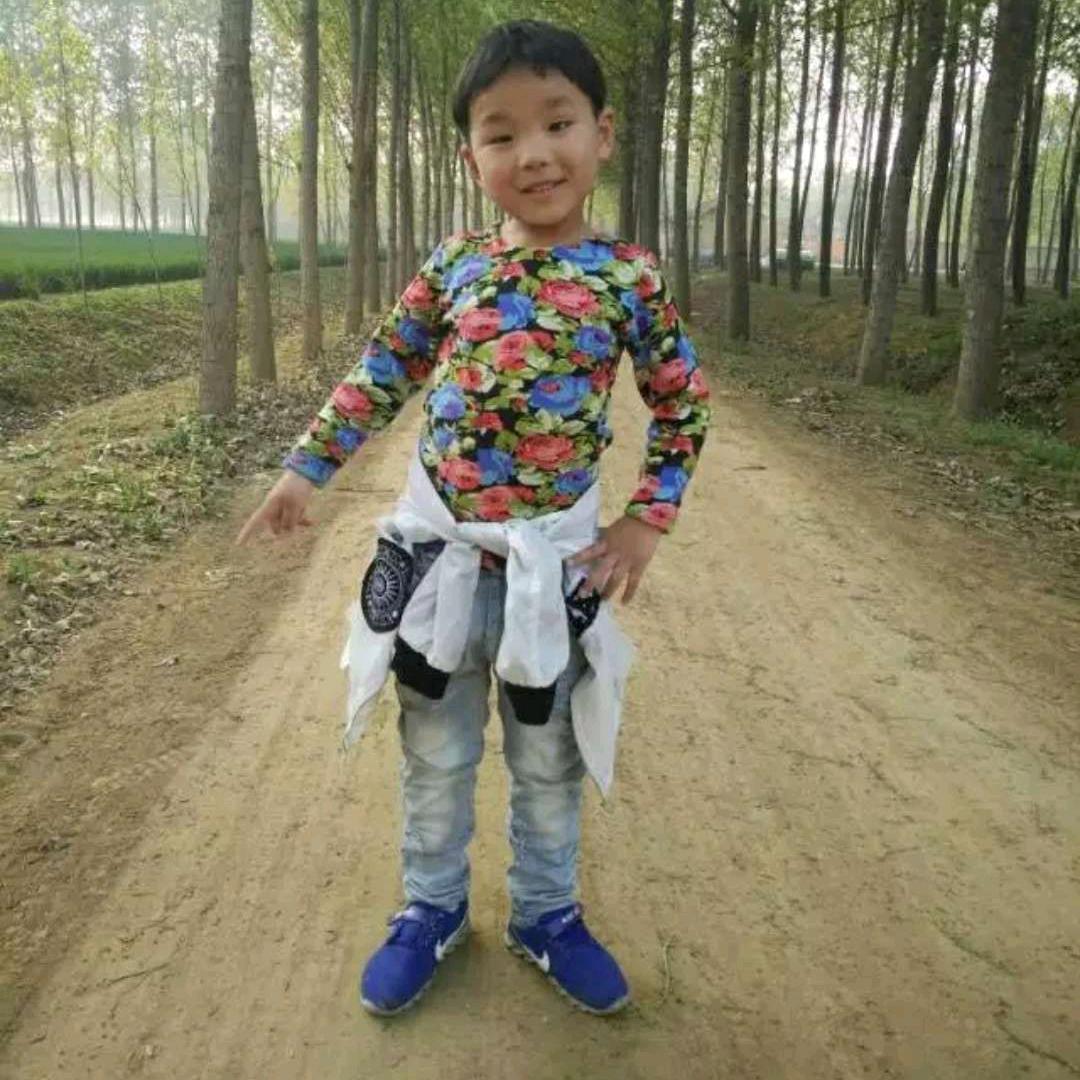 小晨哥😘😘
