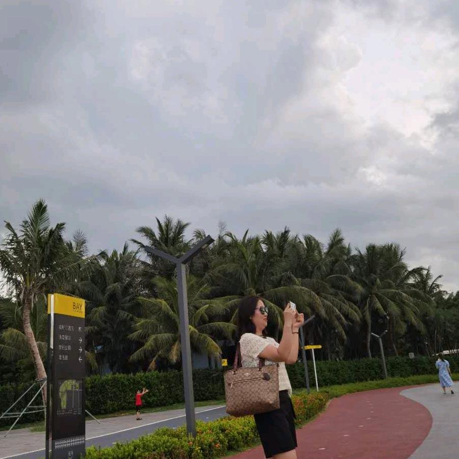 武陟桥头女装（大码女装，大码女鞋）工厂店