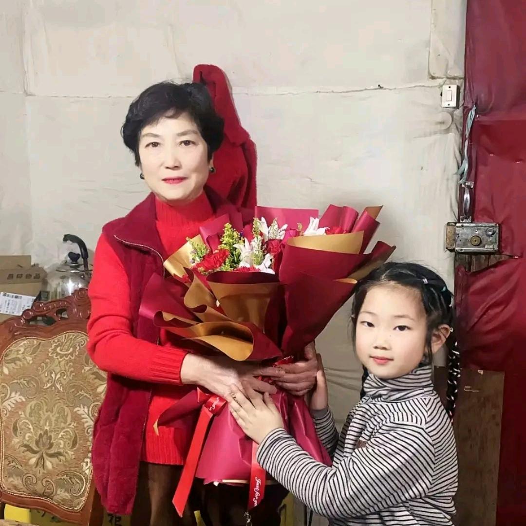 陈家三姐